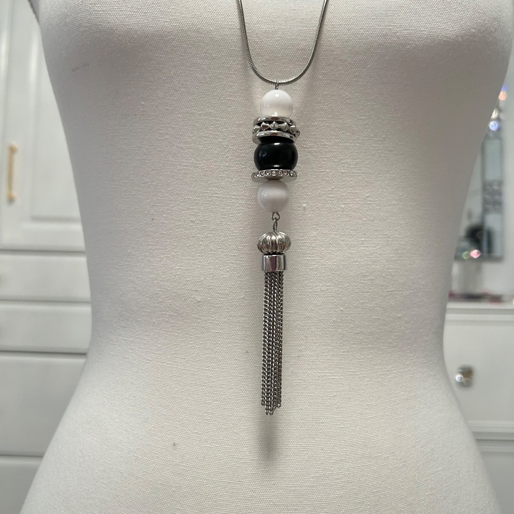 Long Beaded/Tassel Necklace